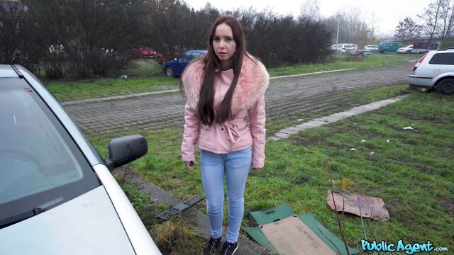 Анальный тройничок с мастурбатором и девушкой