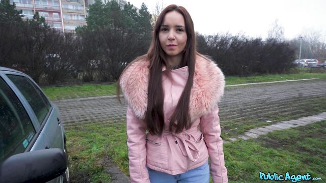 Анальный тройничок с мастурбатором и девушкой