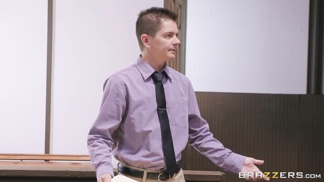 Выебана законом (Brazzers)