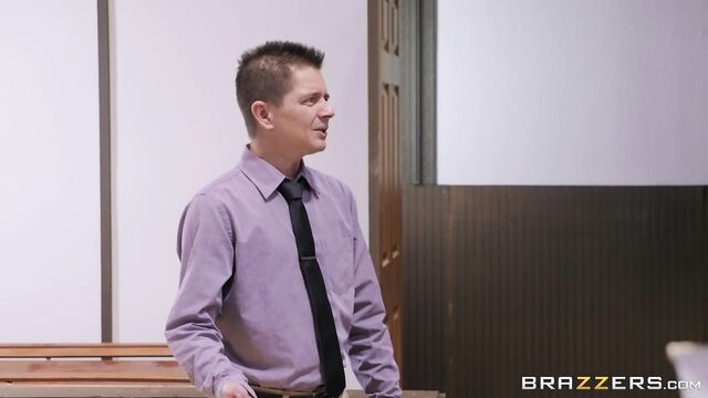 Выебана законом (Brazzers)