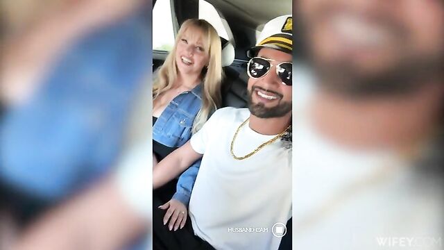 Замужняя блондинка Участвует в шоу Хотвайфинг